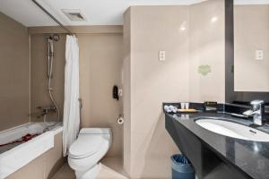 Phòng Superior hướng thành phố 2 giường (Superior City View Twin Room)
