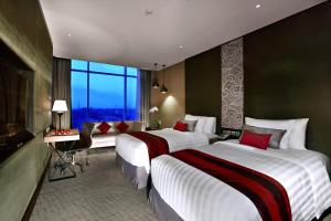Phòng Hai Giường Đơn Loại Sang (Deluxe Twin Room)