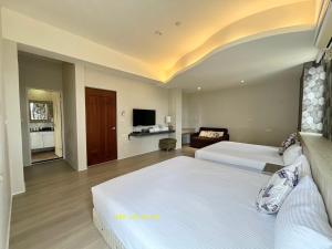Phòng 4 Người Có Ban Công (Quadruple Room with Balcony)