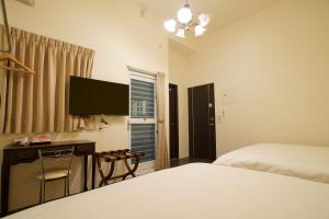 Phòng 4 Người Có Ban Công (Quadruple Room with Balcony)