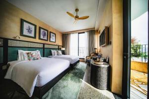 Phòng Hai Giường Đơn Loại Sang (Deluxe Twin Room)