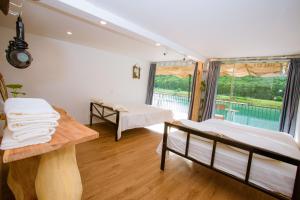 Phòng 4 người Nhìn ra cảnh Núi non (Quadruple Room with Mountain View)
