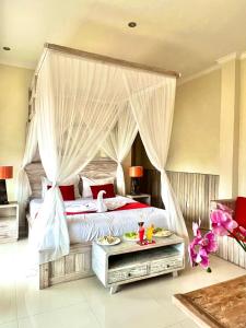 Phòng kiểu Suite Deluxe (Deluxe Suite Room)