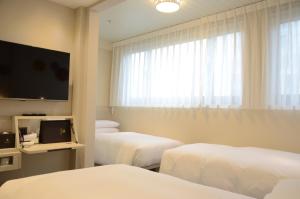 Phòng 3 Người Có Phòng Tắm Riêng (Triple Room with Private Bathroom)
