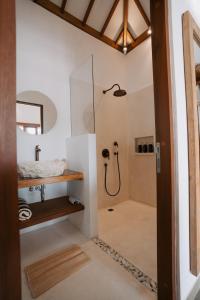 Phòng Đôi Loại Sang (Deluxe Double Room)