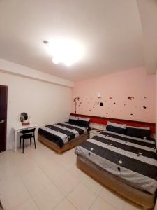 Phòng Tiêu Chuẩn 4 Người (Standard Quadruple Room)