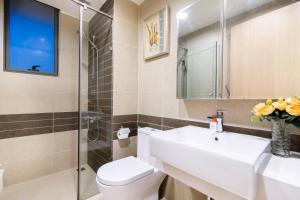 Căn hộ 3 phòng ngủ (Three-Bedroom Apartment)