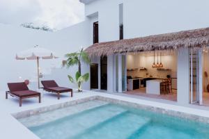 Phòng Đôi Loại Sang (Deluxe Double Room)