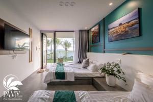 Phòng Giường Đôi Nhìn Ra Núi (Double Room with Mountain View)