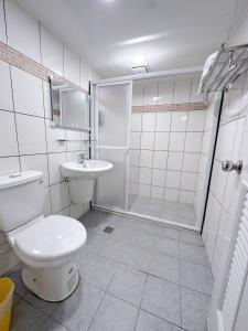 Phòng Giường Đôi Nhỏ (Small Double Room)