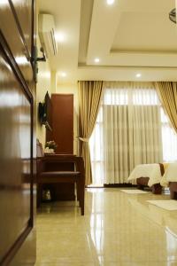 Phòng 2 Giường Đôi (Double Room with Two Double Beds)