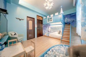 Phòng Bốn Người Có Phòng Tắm Riêng (Quadruple Room with Private Bathroom)