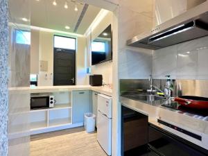 Nhà Phố 2 Phòng Ngủ (Two-Bedroom Townhouse)