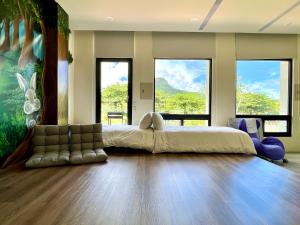 Nhà Phố 2 Phòng Ngủ (Two-Bedroom Townhouse)