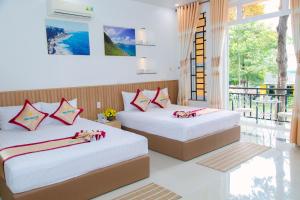 Phòng Gia Đình Có Ban Công (Family Room with Balcony)