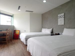 Phòng 4 Người Có Phòng Tắm (Quadruple Room with Bathroom)