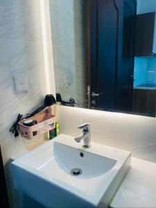 Studio Nhìn ra hồ (Studio with Lake View)