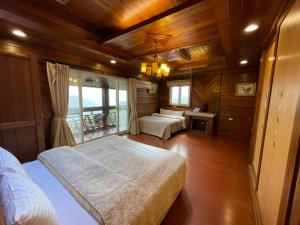 Suite Gia Đình Deluxe (Deluxe Family Suite)