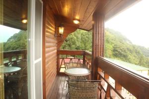 Suite Gia Đình Deluxe (Deluxe Family Suite)