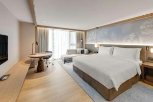 Phòng có giường King (King Guest Room)