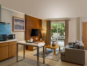 Suite 1 Phòng Ngủ (1 Bedroom Suite)