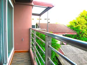 Phòng Hai Giường Đơn Loại Sang (Deluxe Twin Room)