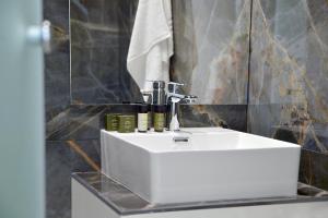 Apartment room in Athenian Gem