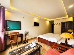 Phòng Đôi Loại Sang (Deluxe Double Room)