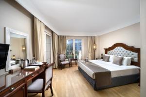 Superior Double Room with Sea View room in Recital Hotel