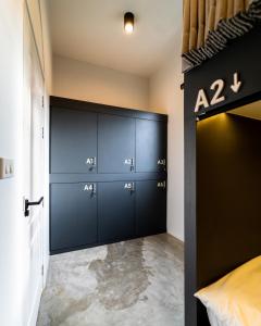 Giường Trong Phòng Ngủ Tập Thể Cho Cả Nam Và Nữ 6 Giường (Bed in 6-Bed Mixed Dormitory Room)