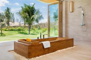 Biệt Thự 5 Phòng Ngủ (Five-Bedroom Villa)