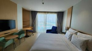 Phòng Loại Sang Giường Đôi Hướng Vườn (Deluxe Double Garden View)