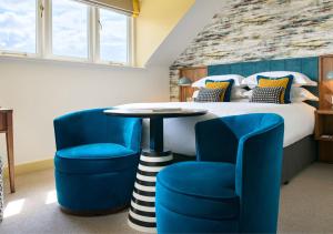 Luxury Double Room room in Dylan