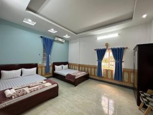 Phòng 4 Người (Quadruple Room)