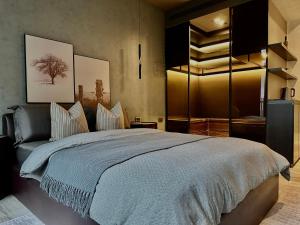 Phòng Deluxe Giường Đôi Có Bồn Tắm (Deluxe Double Room with Bath)