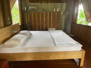 Nhà kiểu nông thôn Deluxe (Deluxe Cottage)