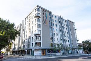 Deluxe Double Studio room in CampusKey Cape Town