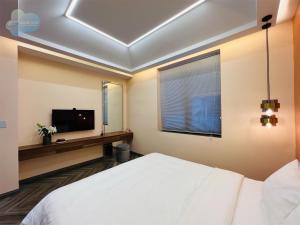 Biệt Thự Có Hồ Bơi Riêng (Villa with Private Pool)