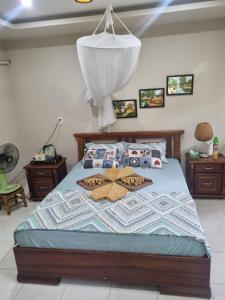 Phòng Superior giường đôi lớn (Superior Queen Room)