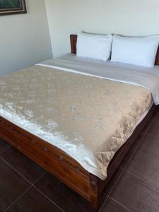 Phòng Tiêu Chuẩn Giường Đôi (Standard Double Room)