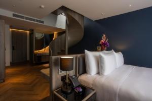 Klong San Duplex Pool Suite