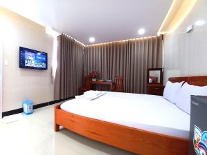 Phòng Tiêu Chuẩn Giường Lớn (Standard King Room)