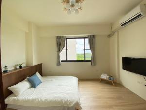 Phòng Giường Đôi Với Phòng Tắm Chung (Double Room with Shared Bathroom)