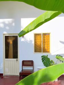 Phòng Giường Đôi Nhìn Ra Vườn (Double Room with Garden View)