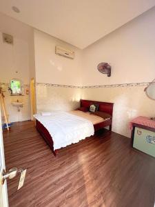 Phòng Giường Đôi Nhìn Ra Vườn (Double Room with Garden View)