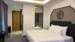Phòng 2 Giường Đơn Nhìn Ra Thành Phố (Twin Room with City View)