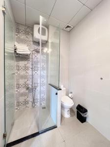 Phòng 4 Người Có Ban Công (Quadruple Room with Balcony)