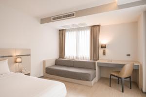 Phòng Deluxe Có Giường Cỡ King (Deluxe King Room)