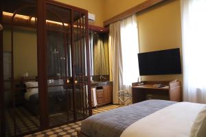 Deluxe Double or Twin Room room in Hotel Lost