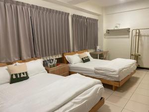 Phòng 4 Người có Sân hiên (Quadruple Room with Terrace)